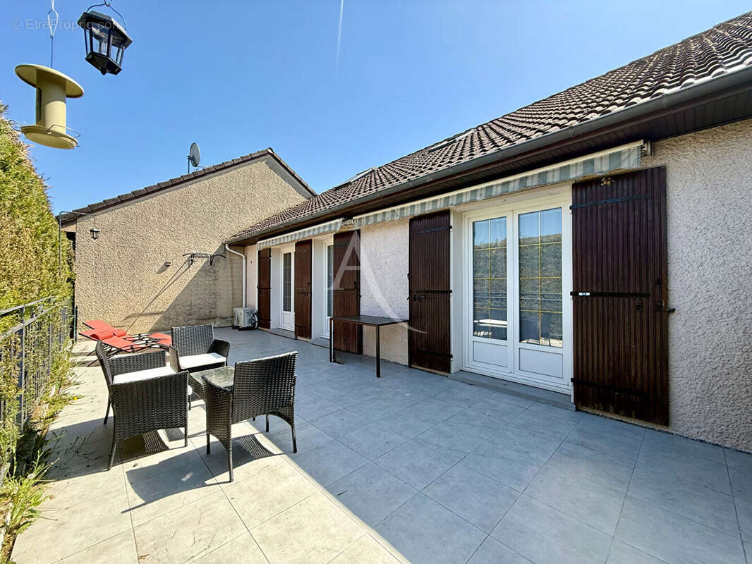 Maison à LUCE