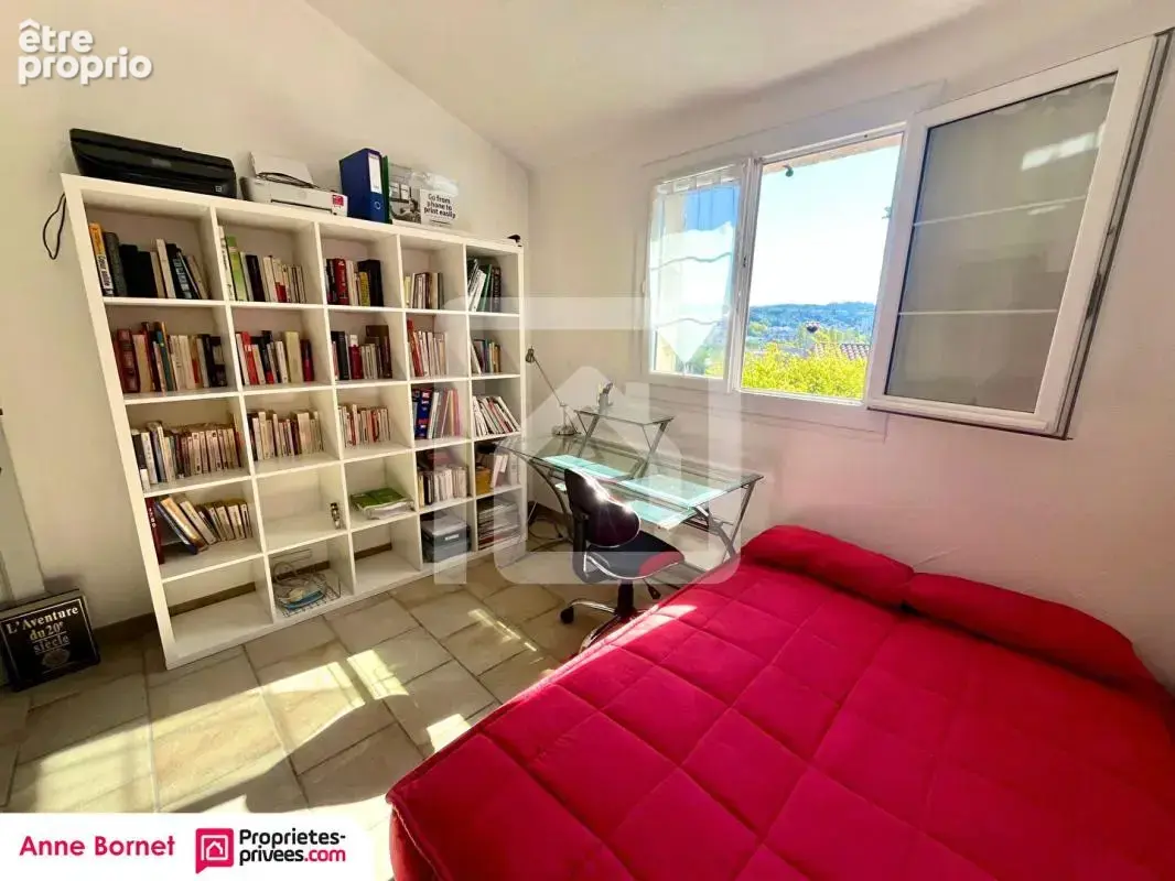 Villa individuelle 6 pièces 148 m2 avec jardin arboré, terrasse et cave - photo 12