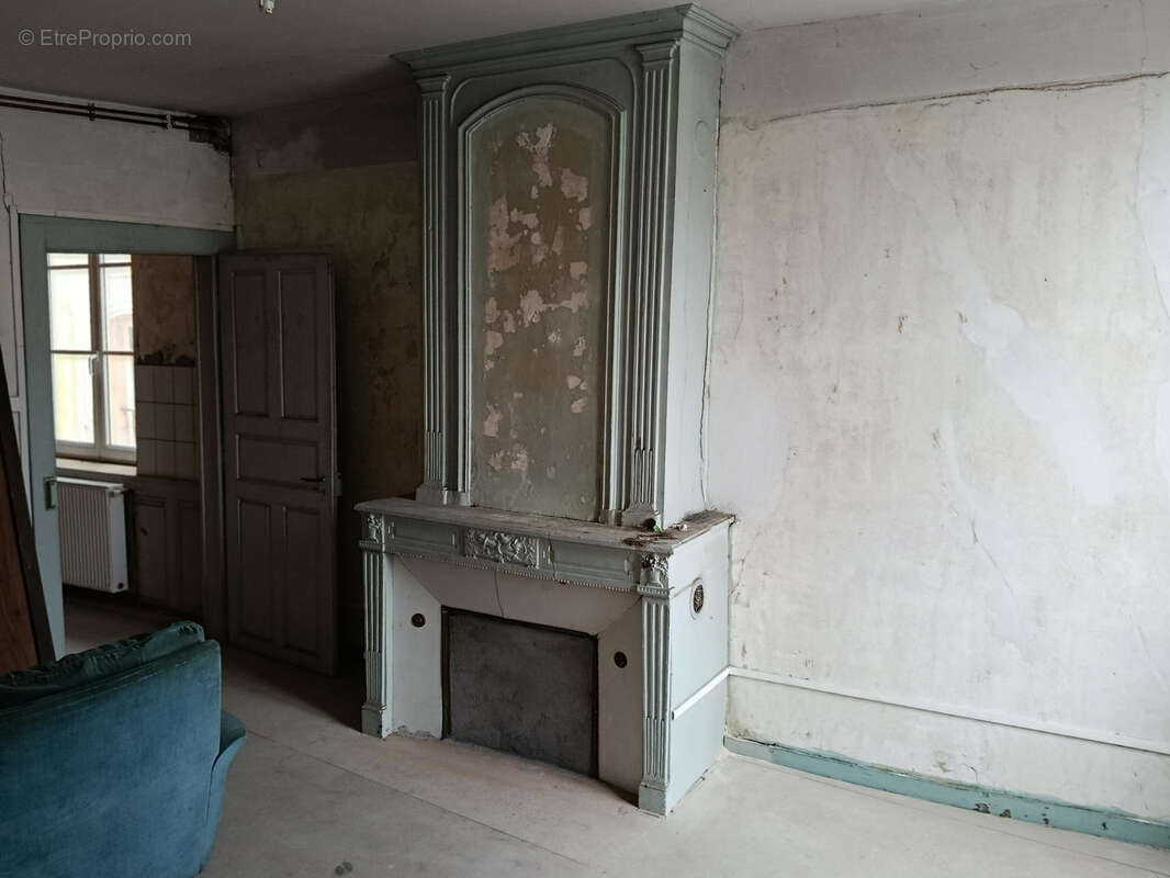 Appartement à VIC-SUR-SEILLE