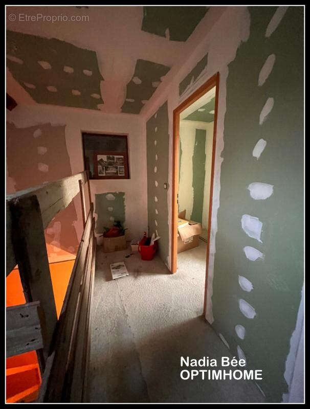 Maison à SAINT-PIERRE-BELLEVUE