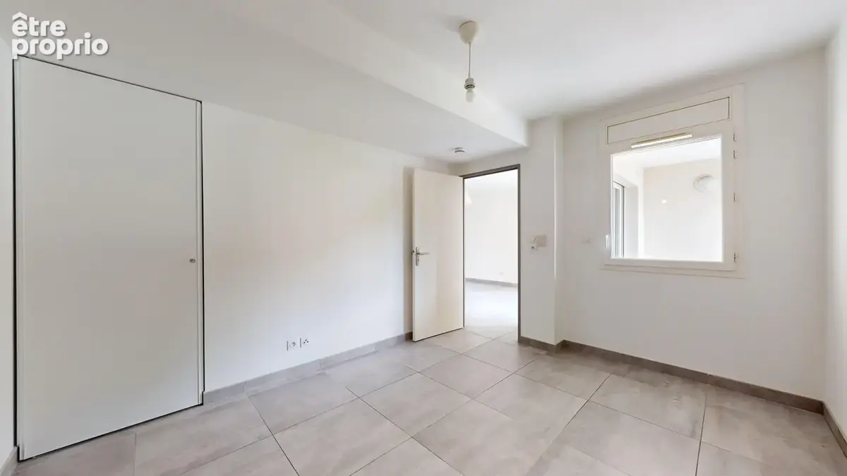 Appartement 38 m² à Marseille-12e  - photo 8