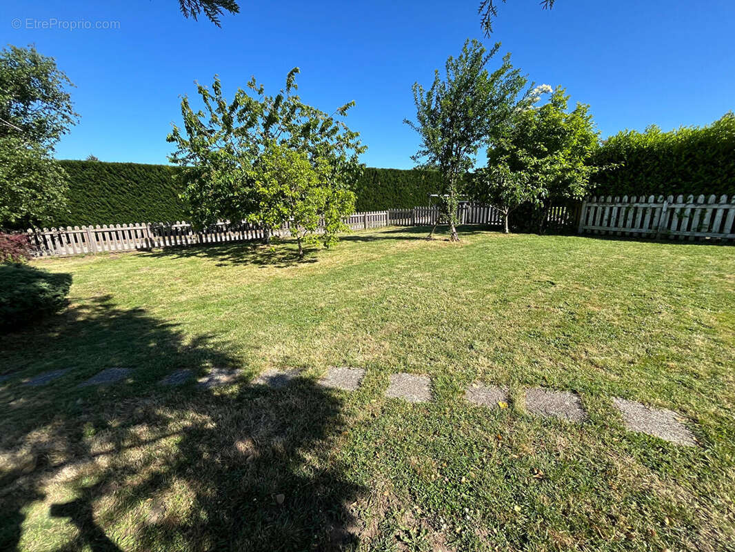 Maison à MAGNY-COURS