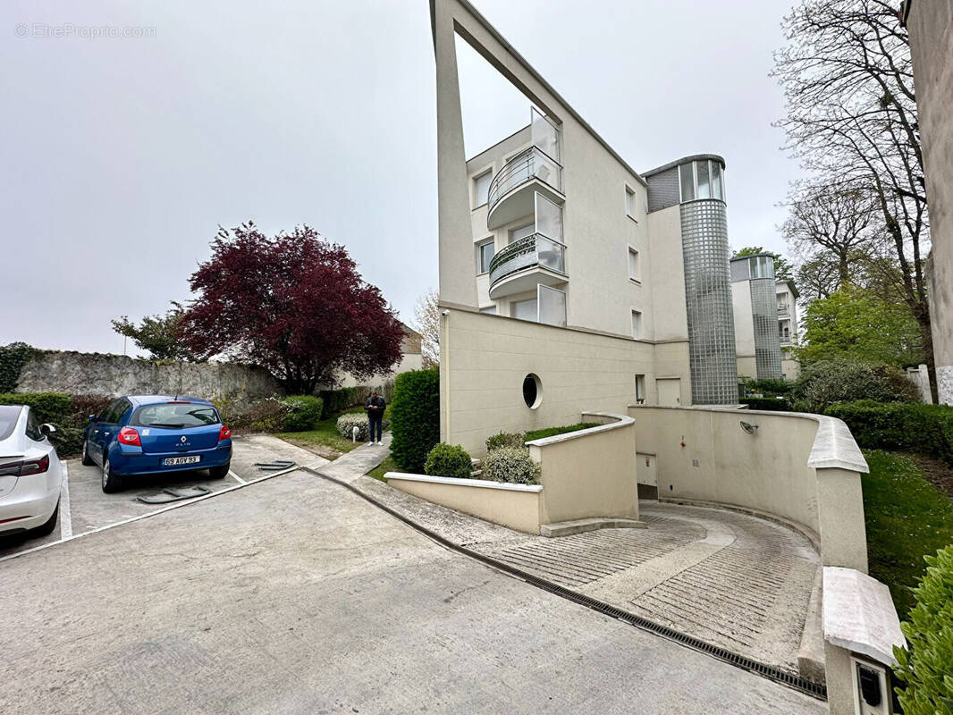 Appartement à LIVRY-GARGAN