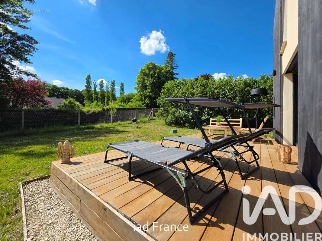 Maison 82 m² à Rosay  - photo 2