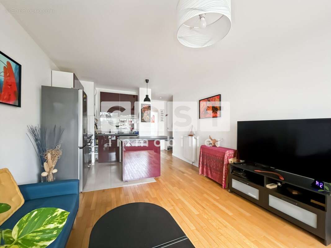 Appartement à COLOMBES
