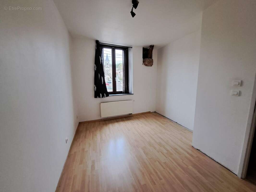 Photo 6 - Maison à VANNES-LE-CHATEL