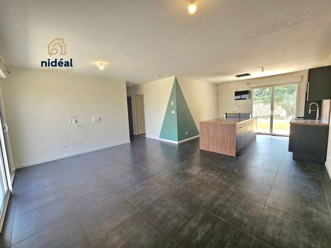 Maison 67 m² à Mezieres-En-Vexin  - photo 4