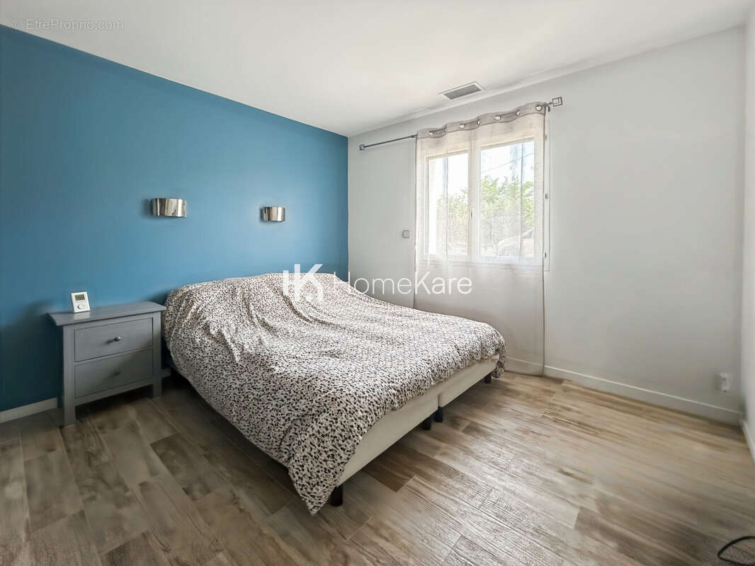 Maison 143 m² à L'isle-Jourdain  - photo 9