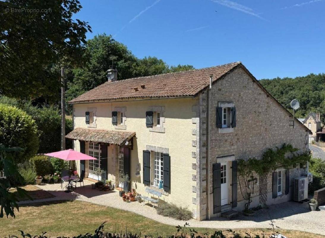 Maison à CIVRAY