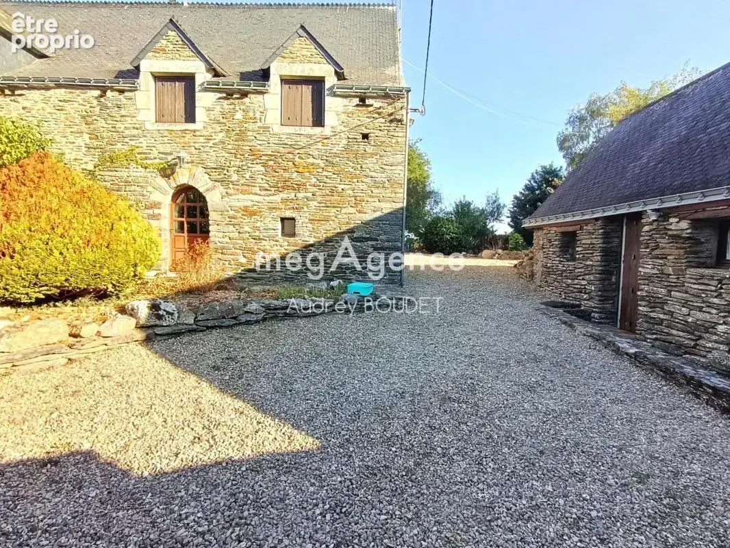 Ensemble immobilier de caractere - photo 2