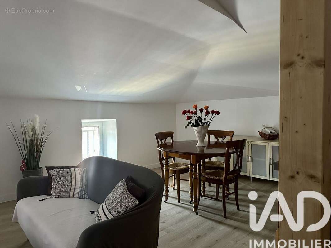 Photo 2 - Appartement à LA BASTIDE-CLAIRENCE