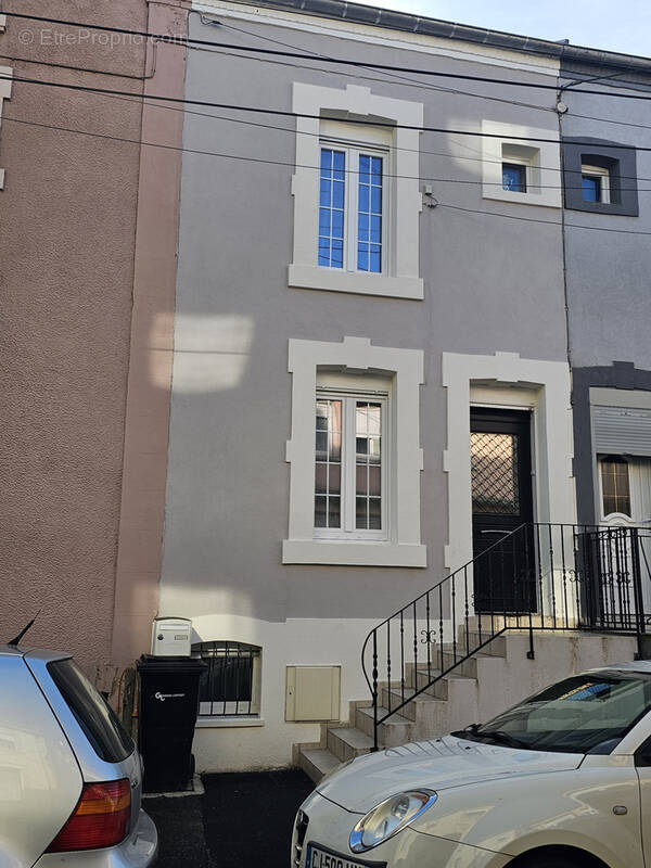 Maison à LONGLAVILLE