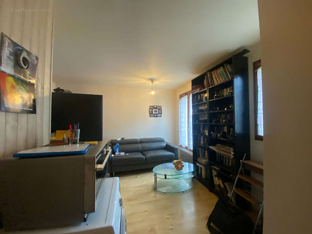 Appartement à LE PERRAY-EN-YVELINES