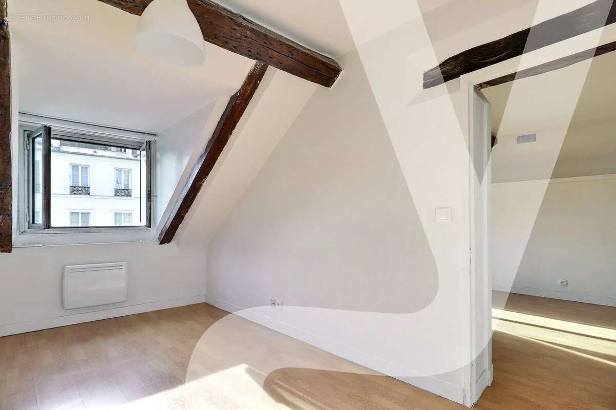Appartement à PARIS-11E