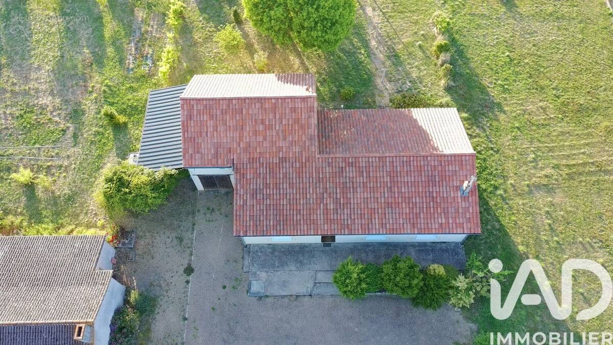 Photo 1 - Maison à CERSAY