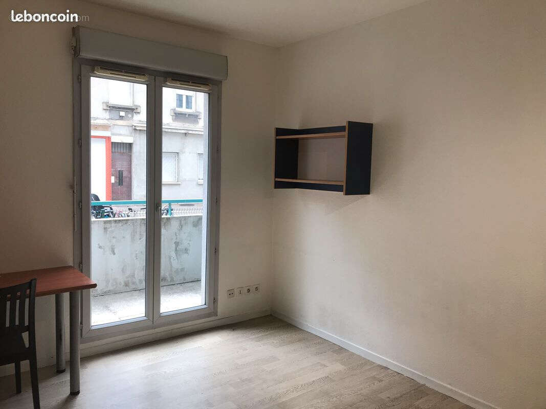 Appartement à FONTAINE