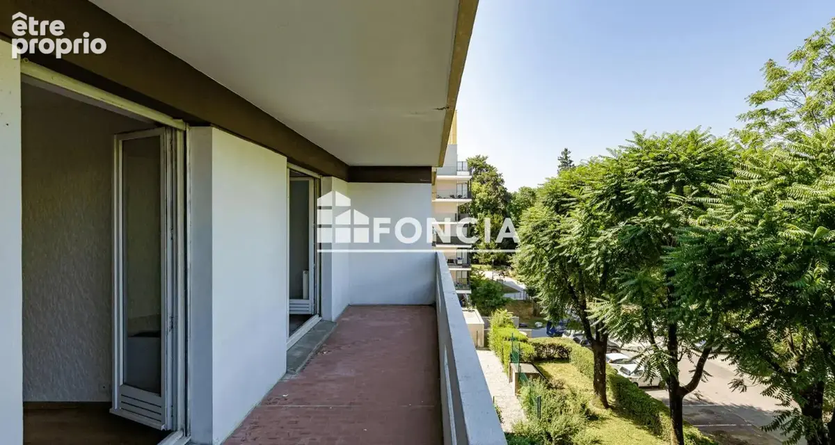 À vendre – Appartement T3/T4 de 75,58 m² avec balcon et cave – Grenoble (38100) - photo 3