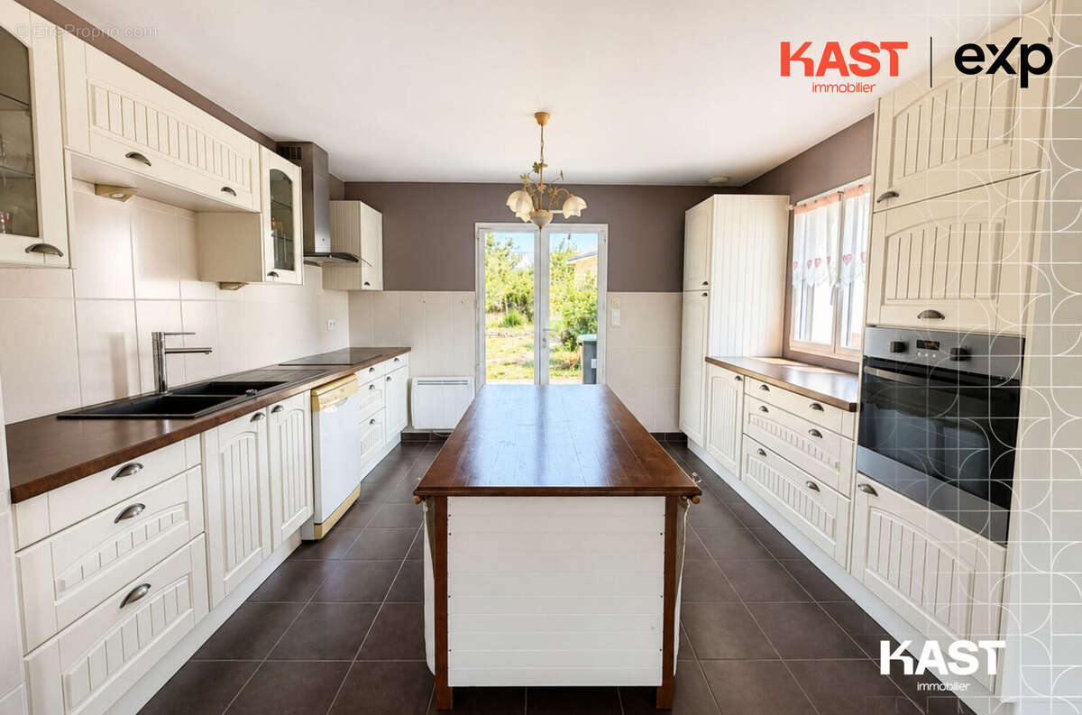 Maison 163 m² à Erdeven  - photo 4