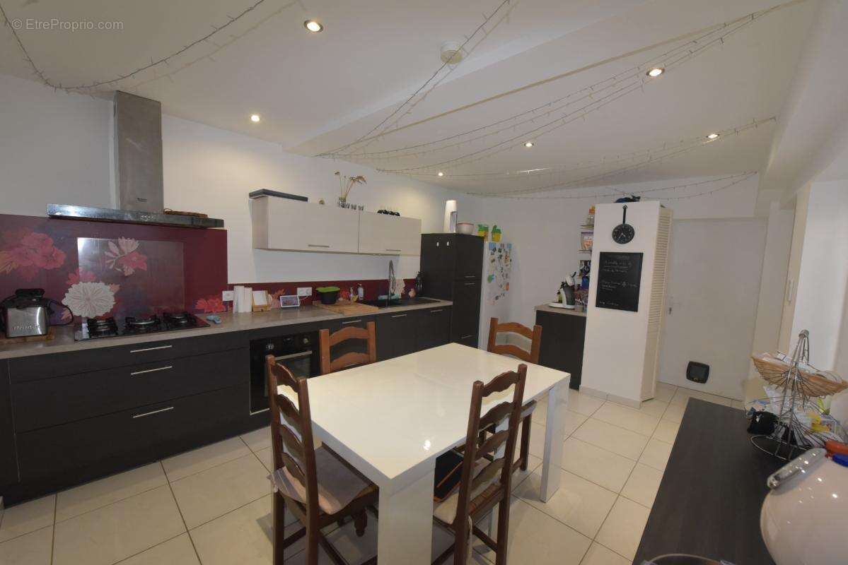 Maison de village t4 avec jardin entierement renovee - photo 5