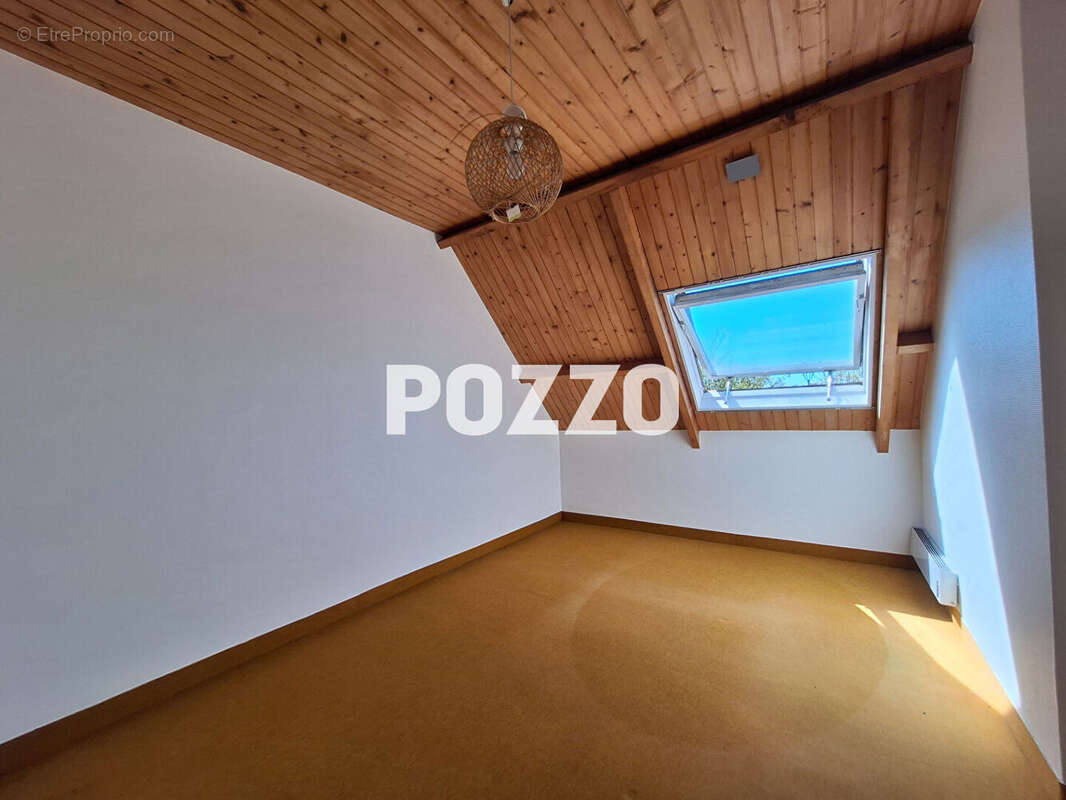 Maison à SAINT-JEAN-DES-CHAMPS