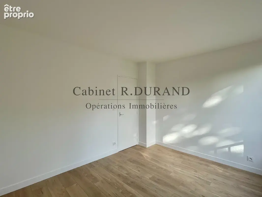 Appartement 45 m² à La Garenne-Colombes  - photo 6