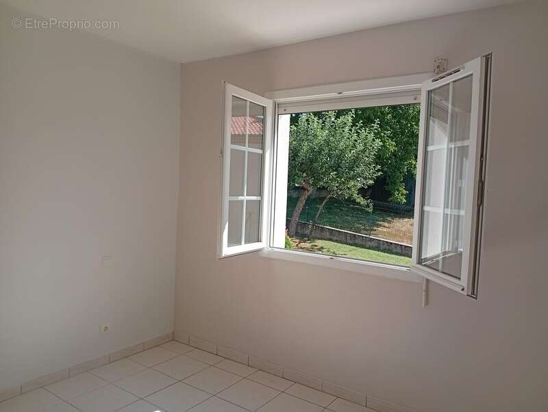 Maison à vendre 8 pièces  (09) - photo 9