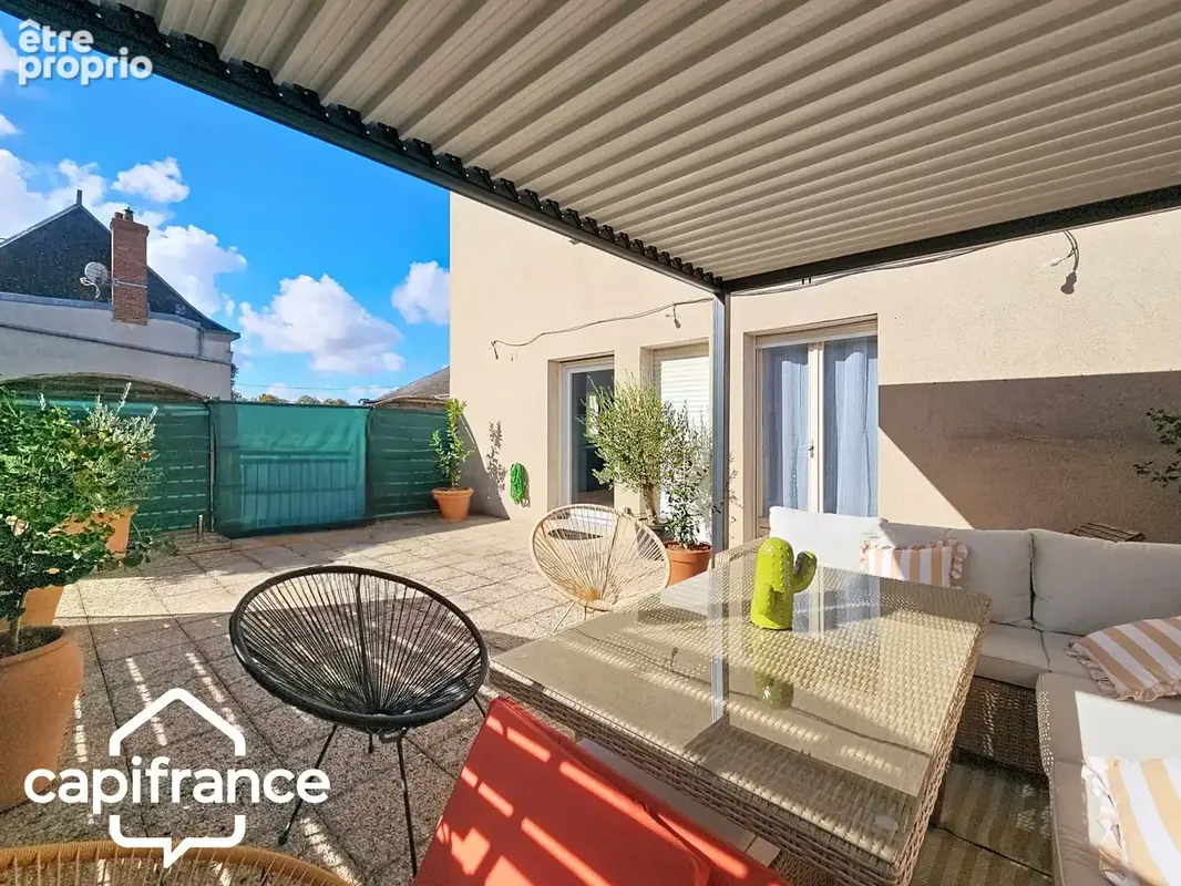 THOUARS Place Lavault- Appartement de 200 m2 -climatisation réversible- 5 chambres -Ascenseur privatif - photo 9