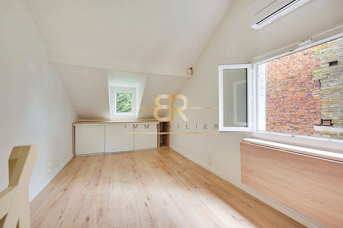 Maison à ASNIERES-SUR-SEINE