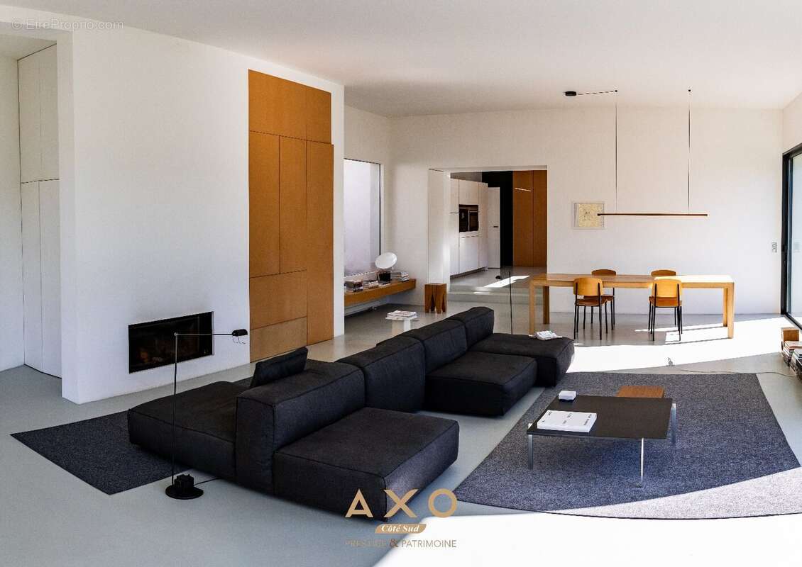 Maison à LE THOLONET