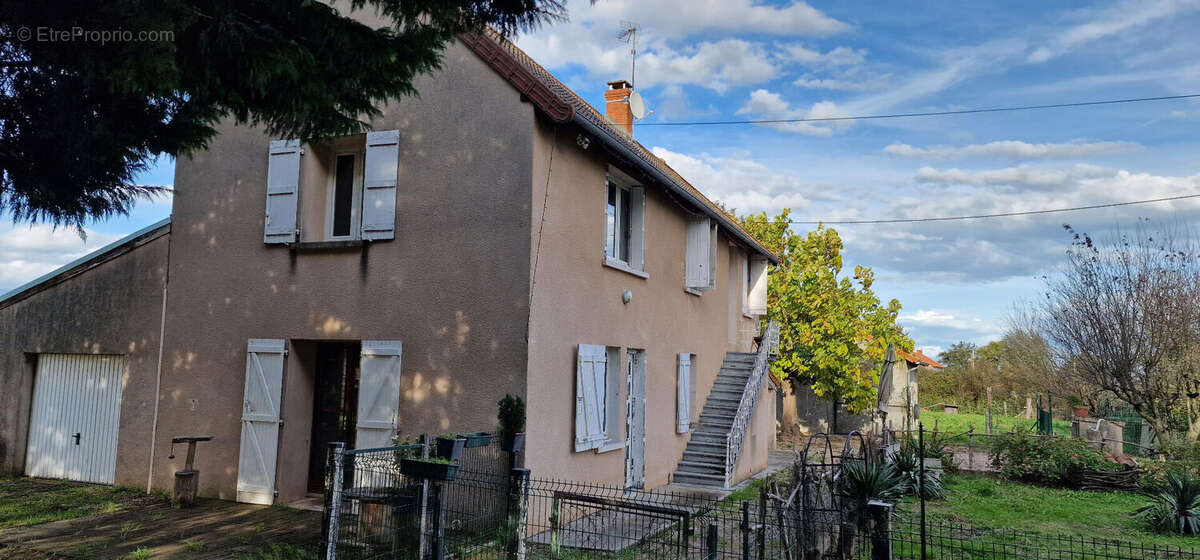 Maison à LE BOUCHAUD
