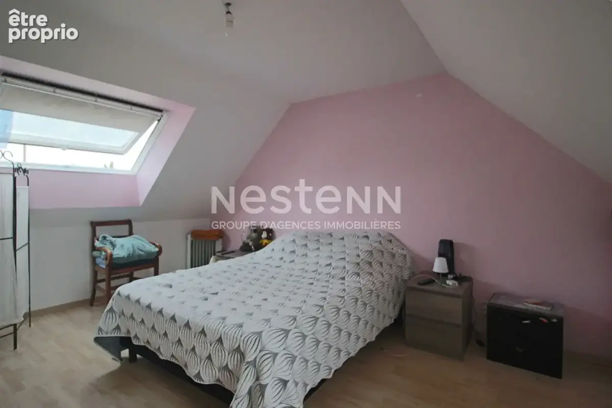 Maison donges centre ville environ 90 m2, 2 chambres,  sejour 35 m², jardin et grand garage  + dependances - photo 12