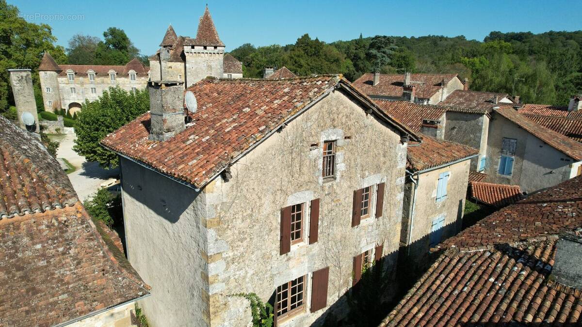 Maison à SAINT-JEAN-DE-COLE