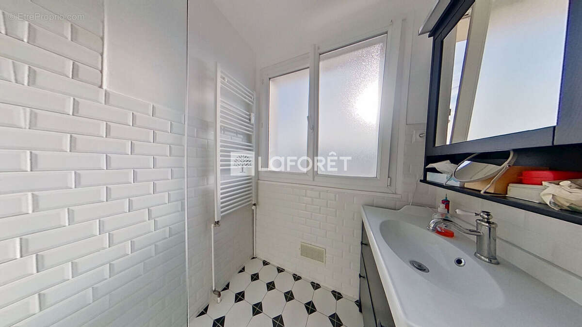 Appartement à LYON-8E