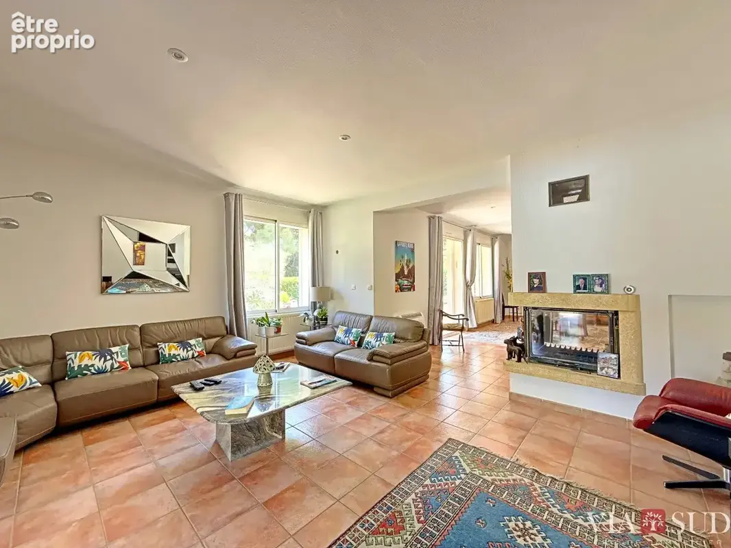 Béziers, quartier Montimas  plain-pied de 132 m² sur 2 077 m² de terrain - photo 7