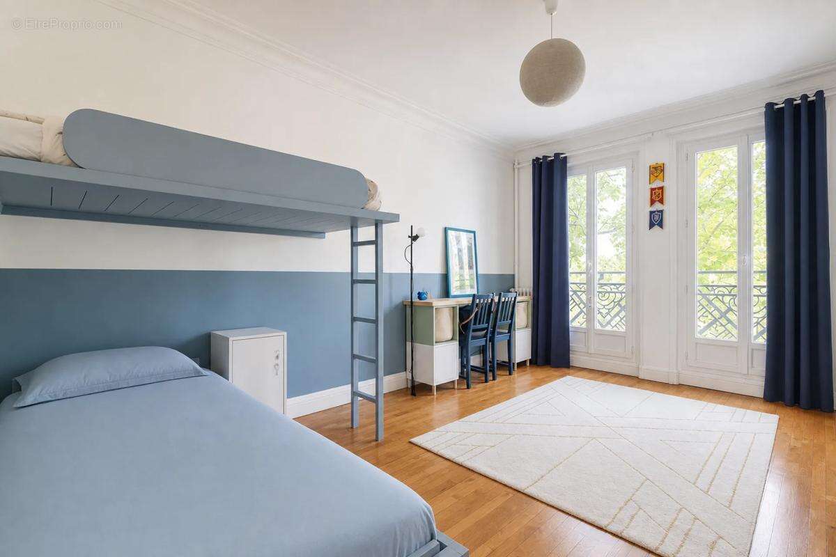 Appartement de 4 pièces d'environ 75m² à Paris XVII - photo 9