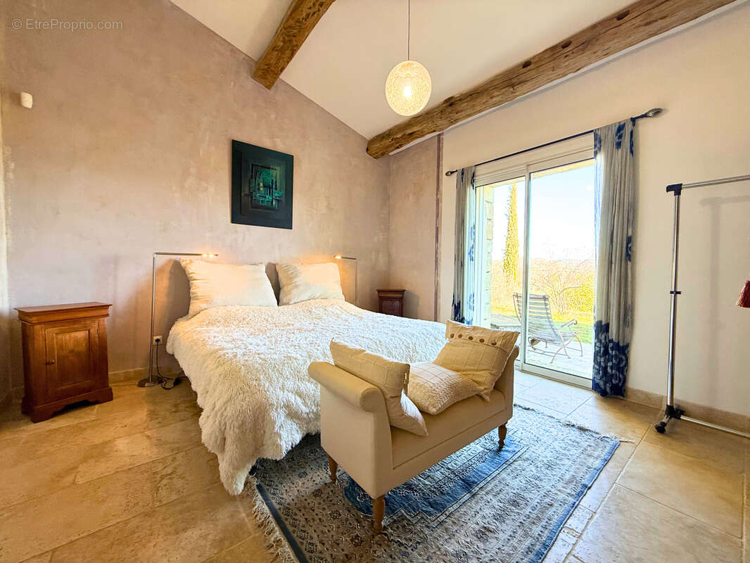 Maison à FORCALQUIER