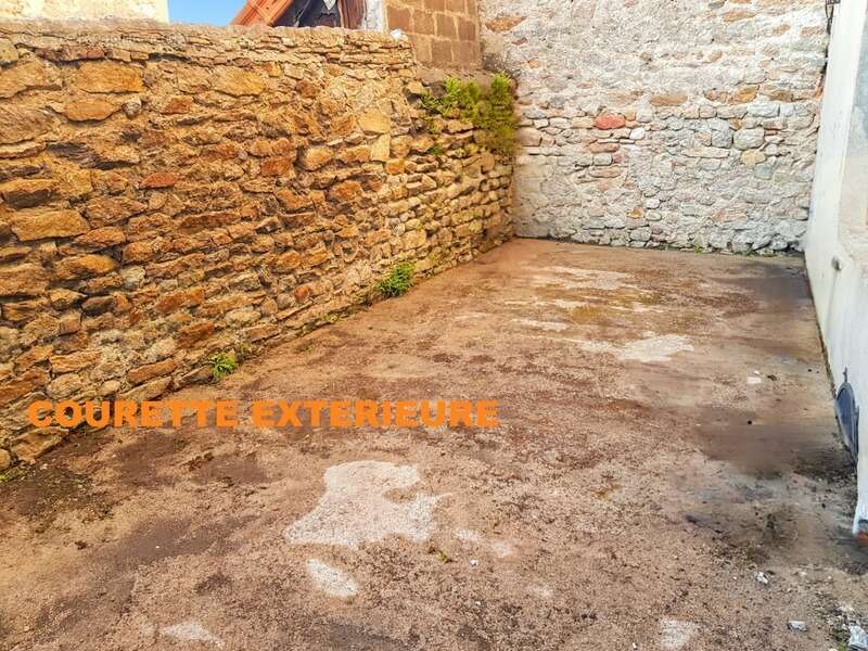 Maison à vendre à AUTUN avec studio et chambre PMR, cour, garage - photo 10