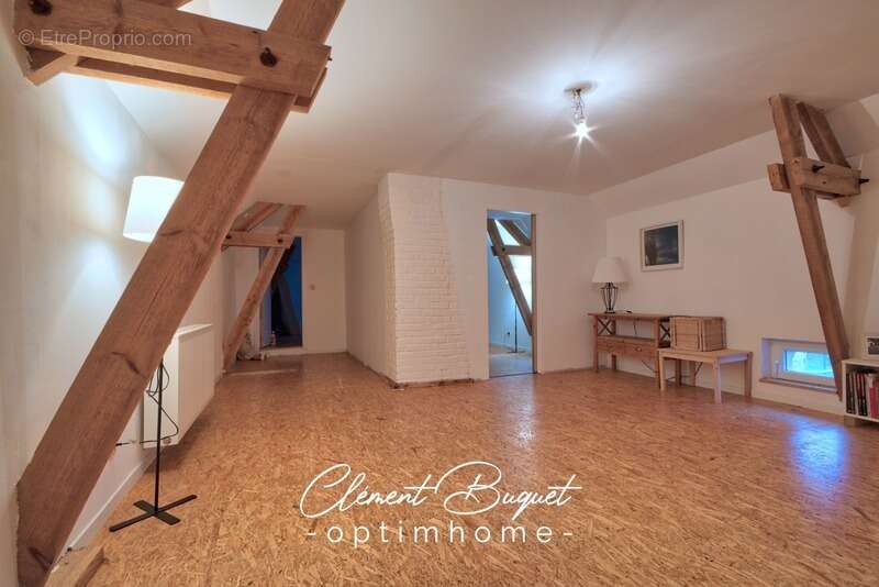 Maison à LE FAVRIL