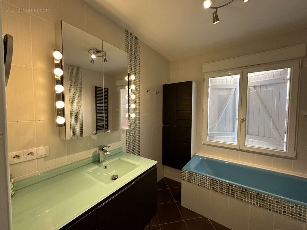 Maison à LA LONDE-LES-MAURES