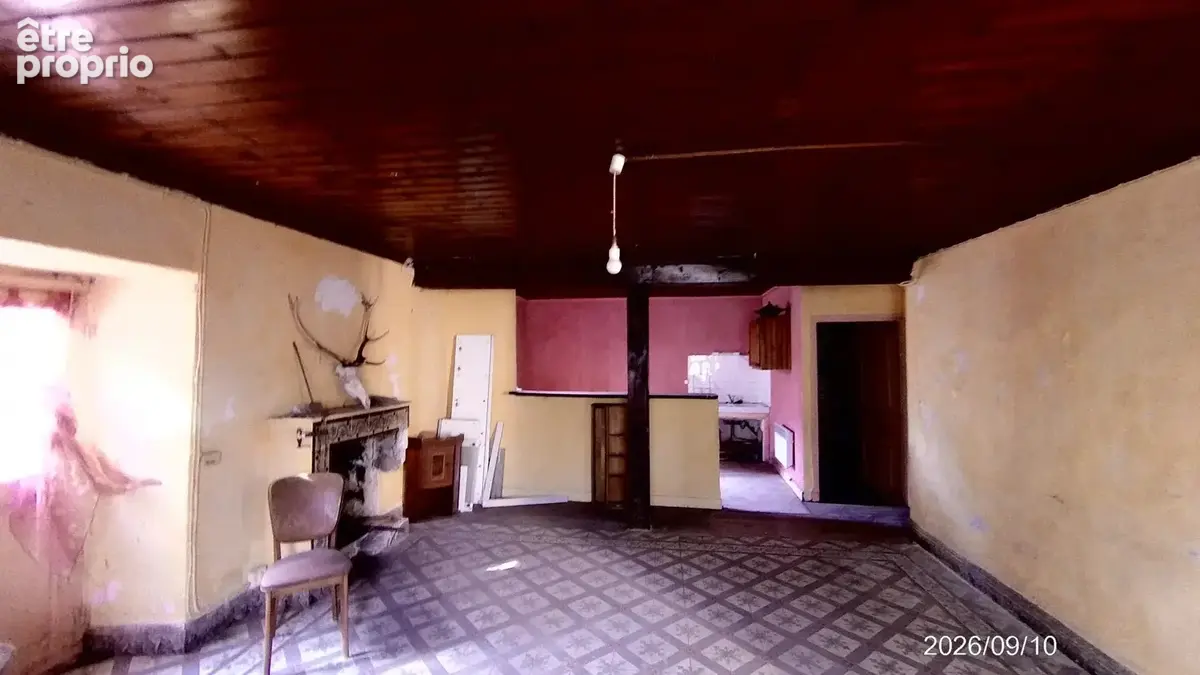 Maison de caractère à rénover- Fort potentiel - photo 6