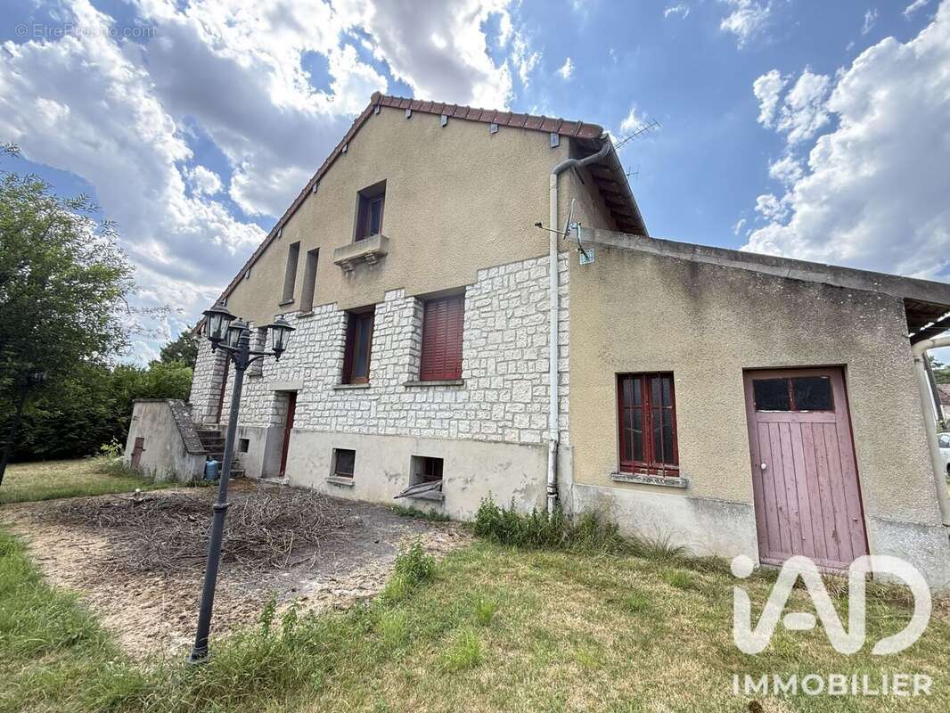 Maison 105 m² à Dormelles  - photo 3