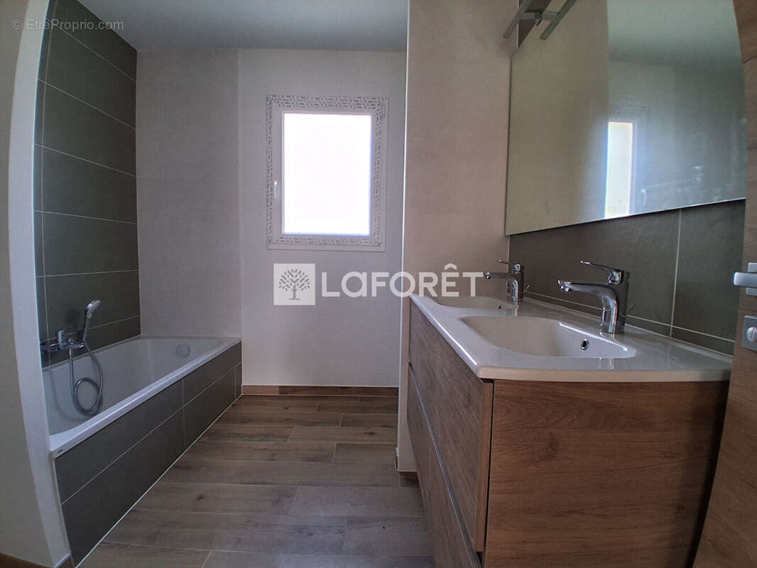 Maison Luc La Primaube 5 pièce(s) 114 m2 - photo 2