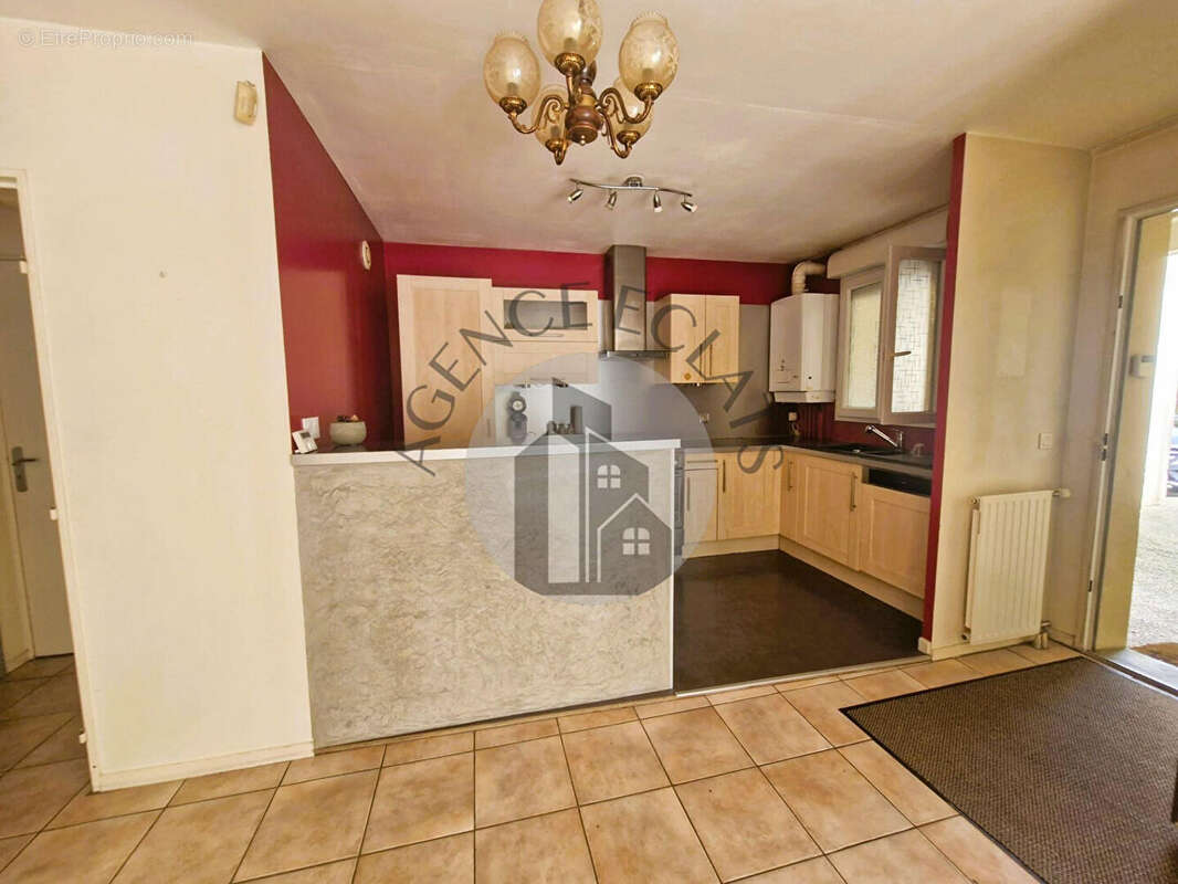 Appartement à MONTEVRAIN