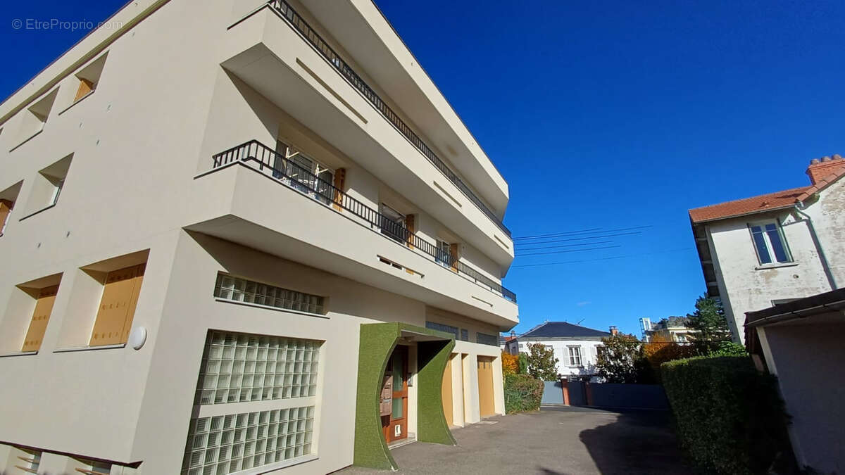 Appartement à CHAMALIERES