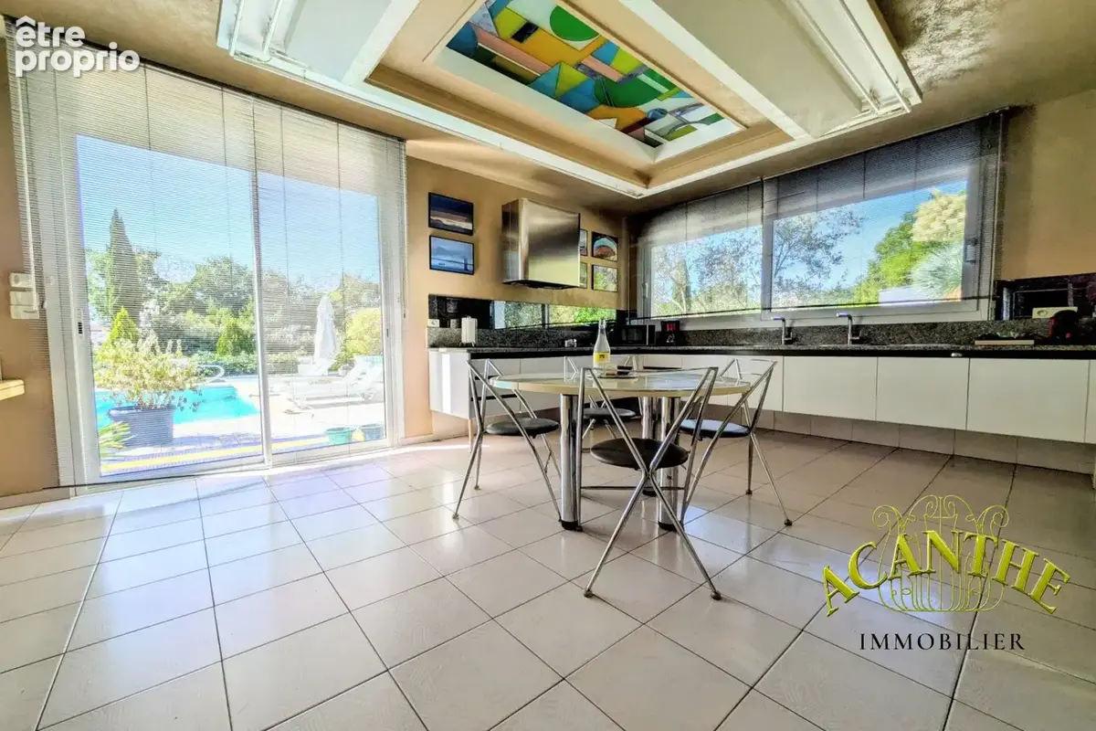 Maison 324 m² à Sommieres  - photo 8