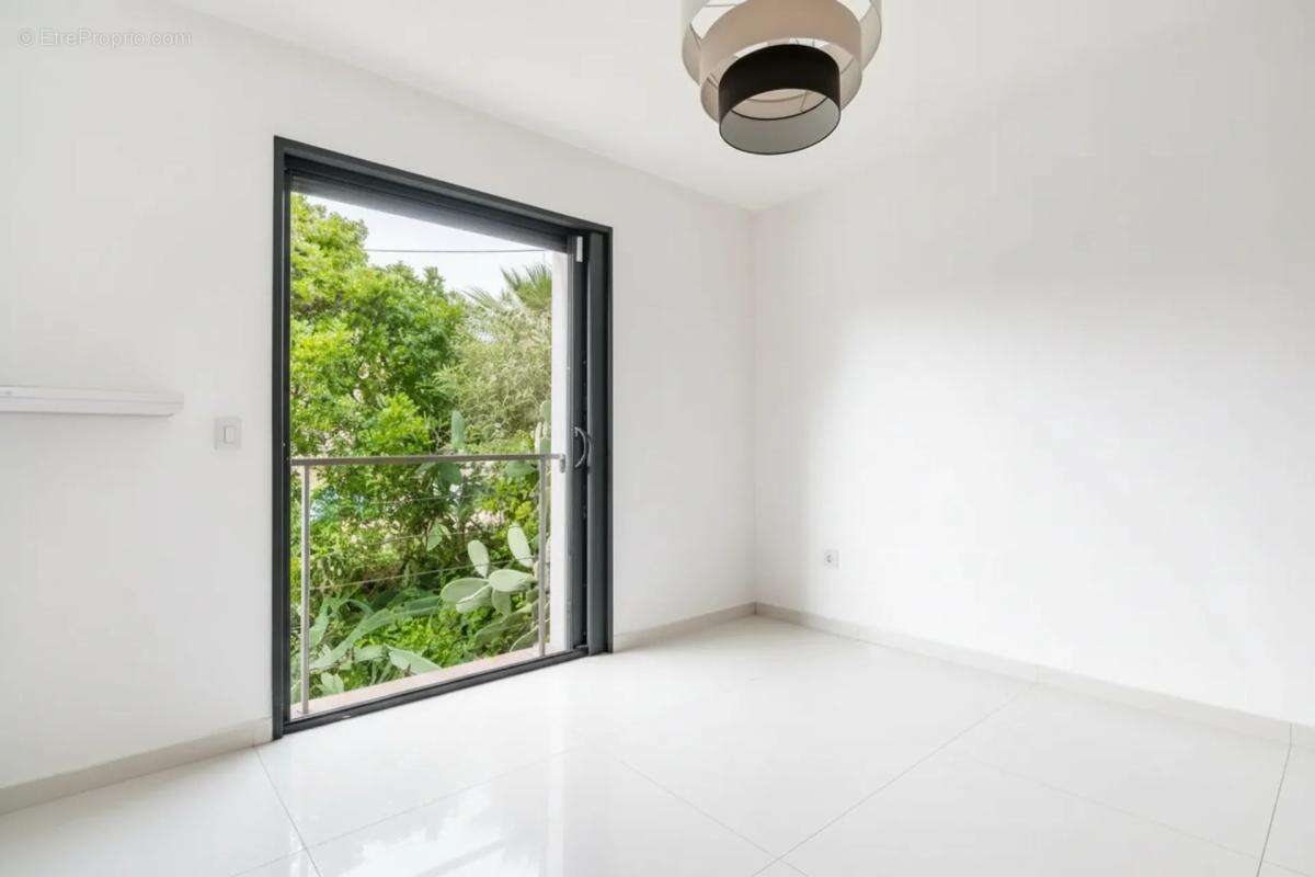 Villa 5 pièces avec piscine, 150 m², St Aygulf - photo 14