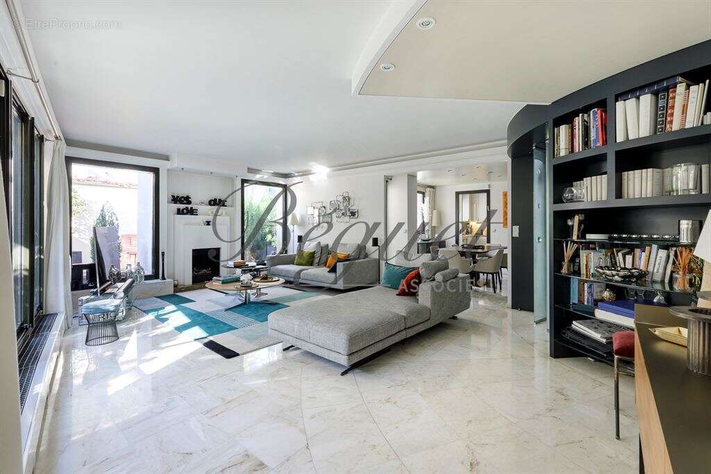 Appartement à BOULOGNE-BILLANCOURT