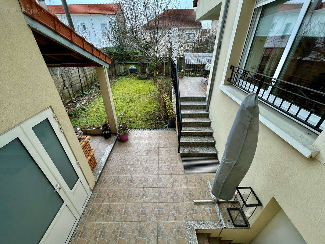 Maison à DRANCY
