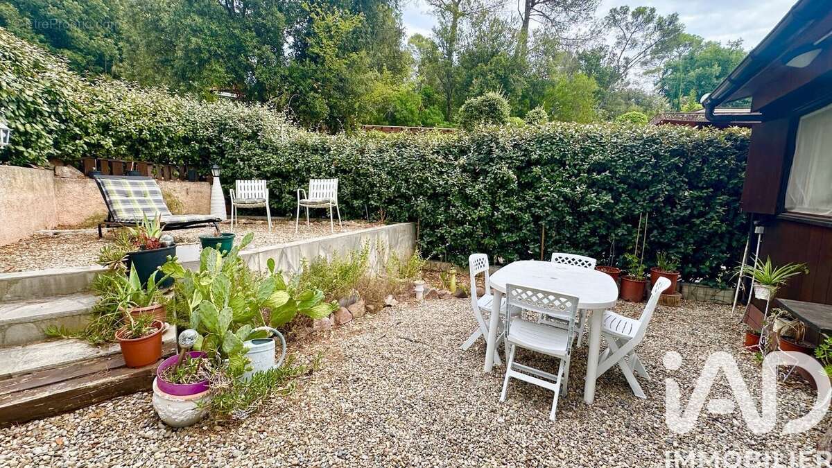 Photo 7 - Terrain à FREJUS