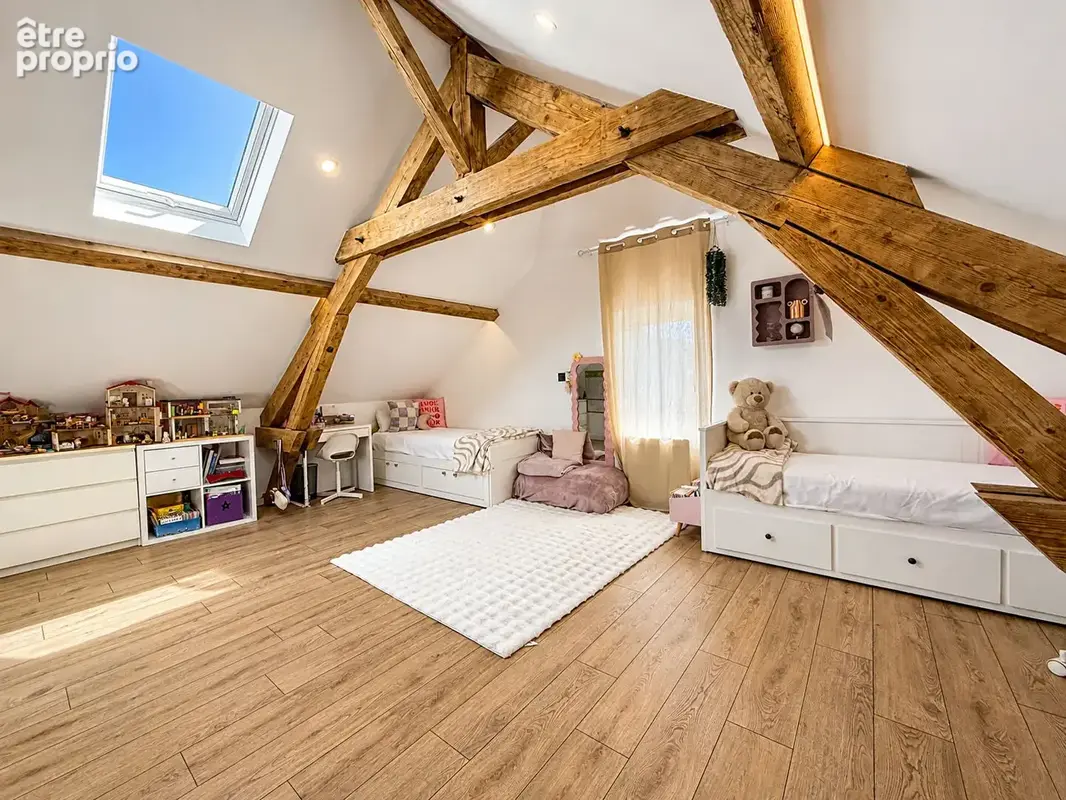 Appartement rénovée 109 m²  à Perrignier - photo 3